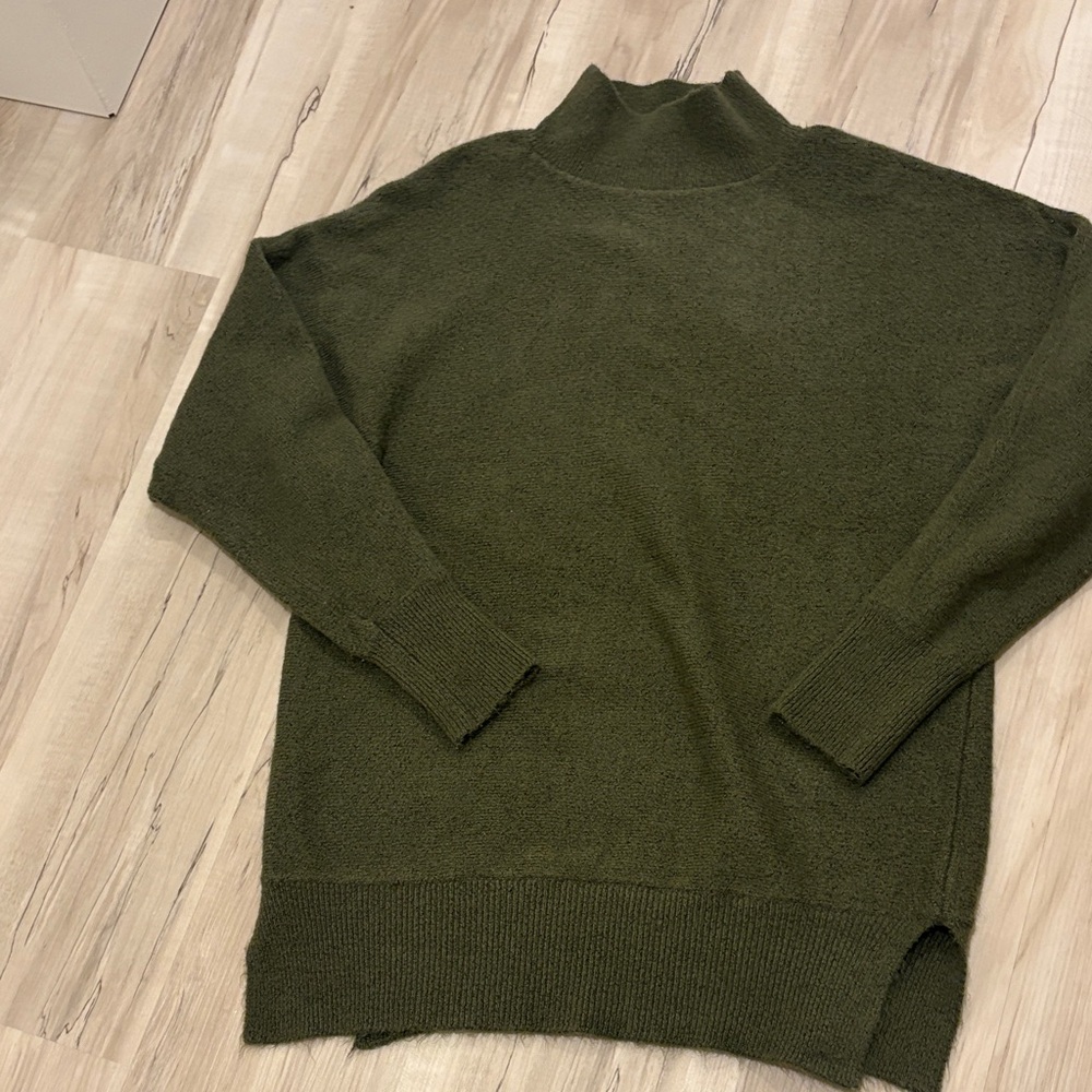 Magaschoni Forest Green Turtleneck Sweater